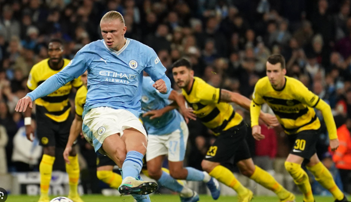 Manchester City besegrade Berne Youngsters med 3-0 och når åttondelsfinal